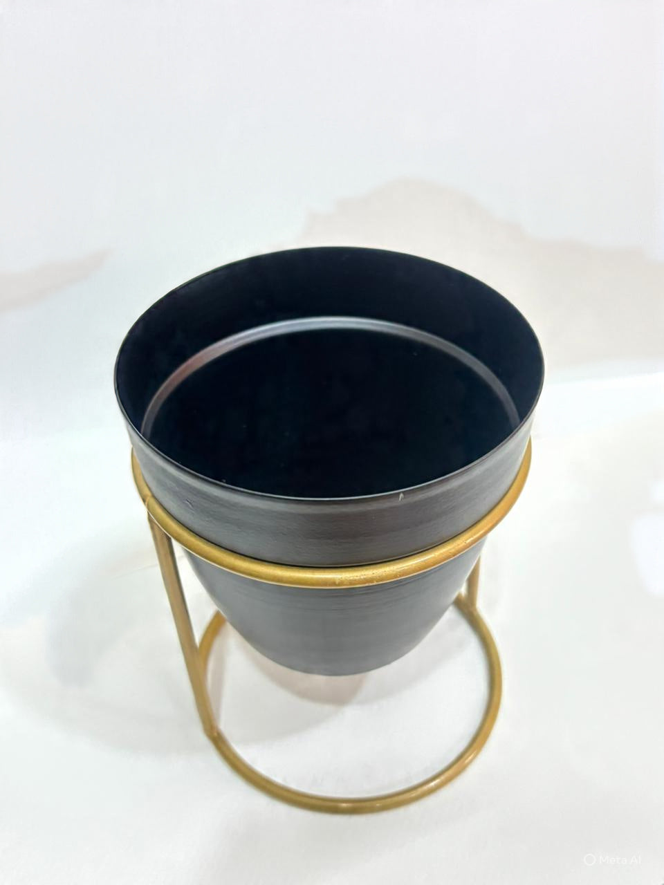 Black Table Top Pot